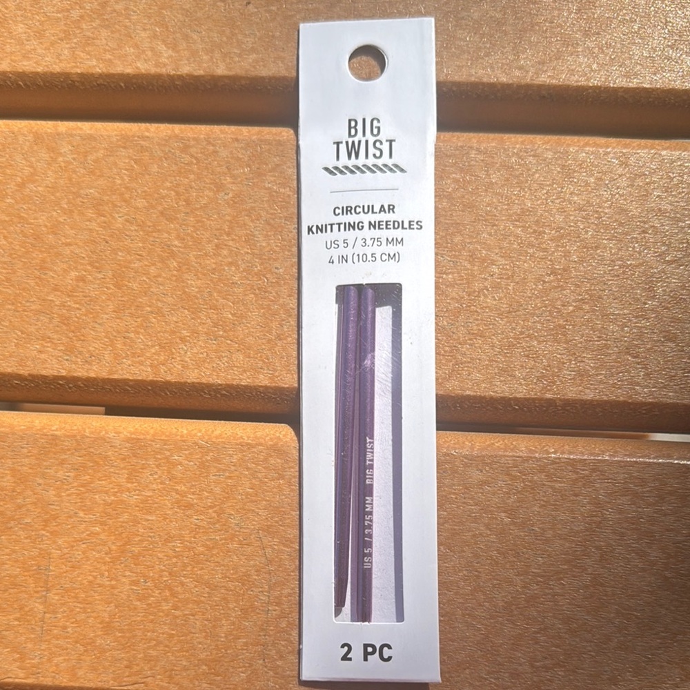 Big Twist Circular Knitting Needles